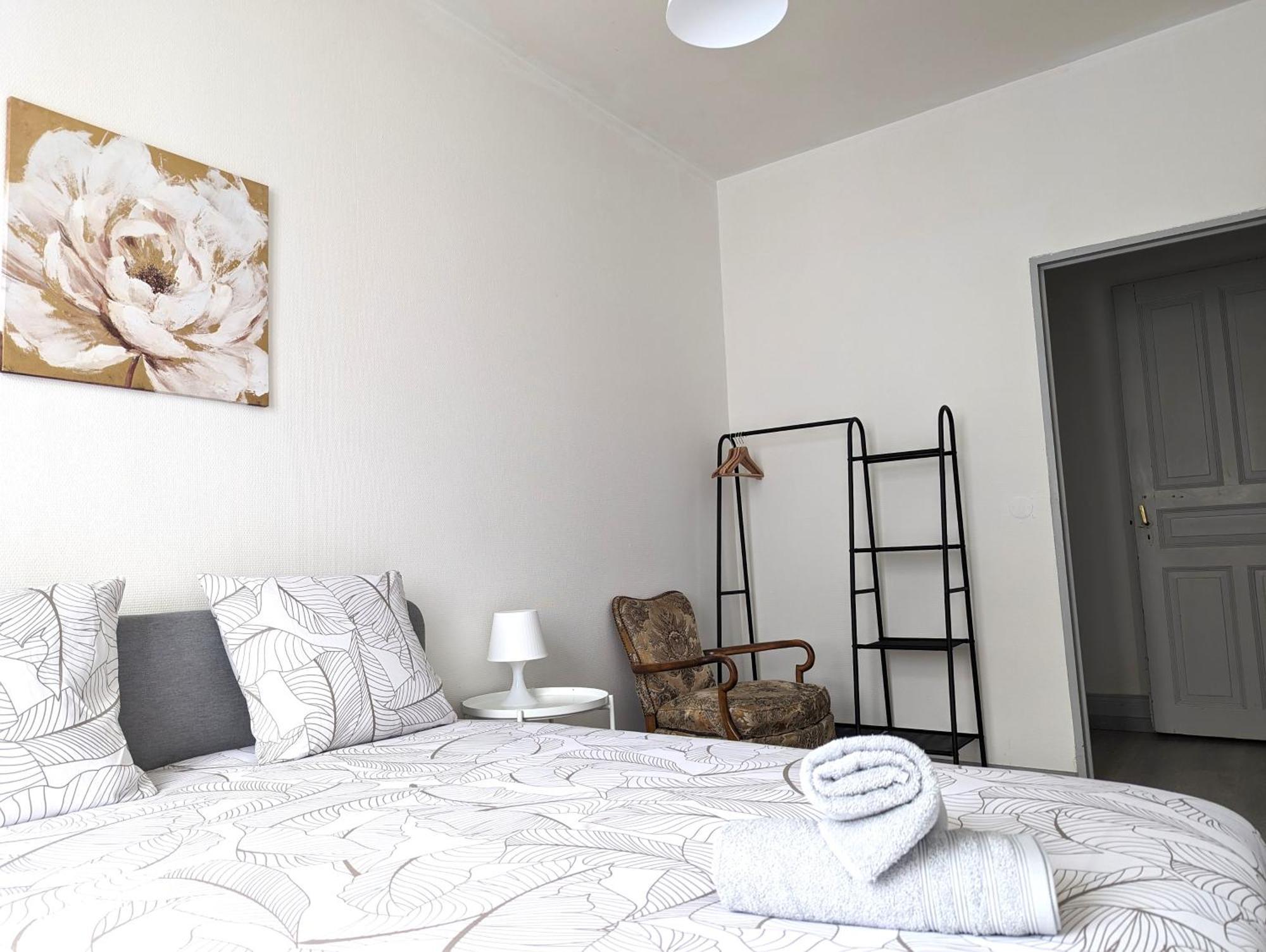 Le Mirage - Appartement 2 Chambres, Salon, Cuisine Equipee, Parking Et Wifi Gratuit Mulhouse Esterno foto