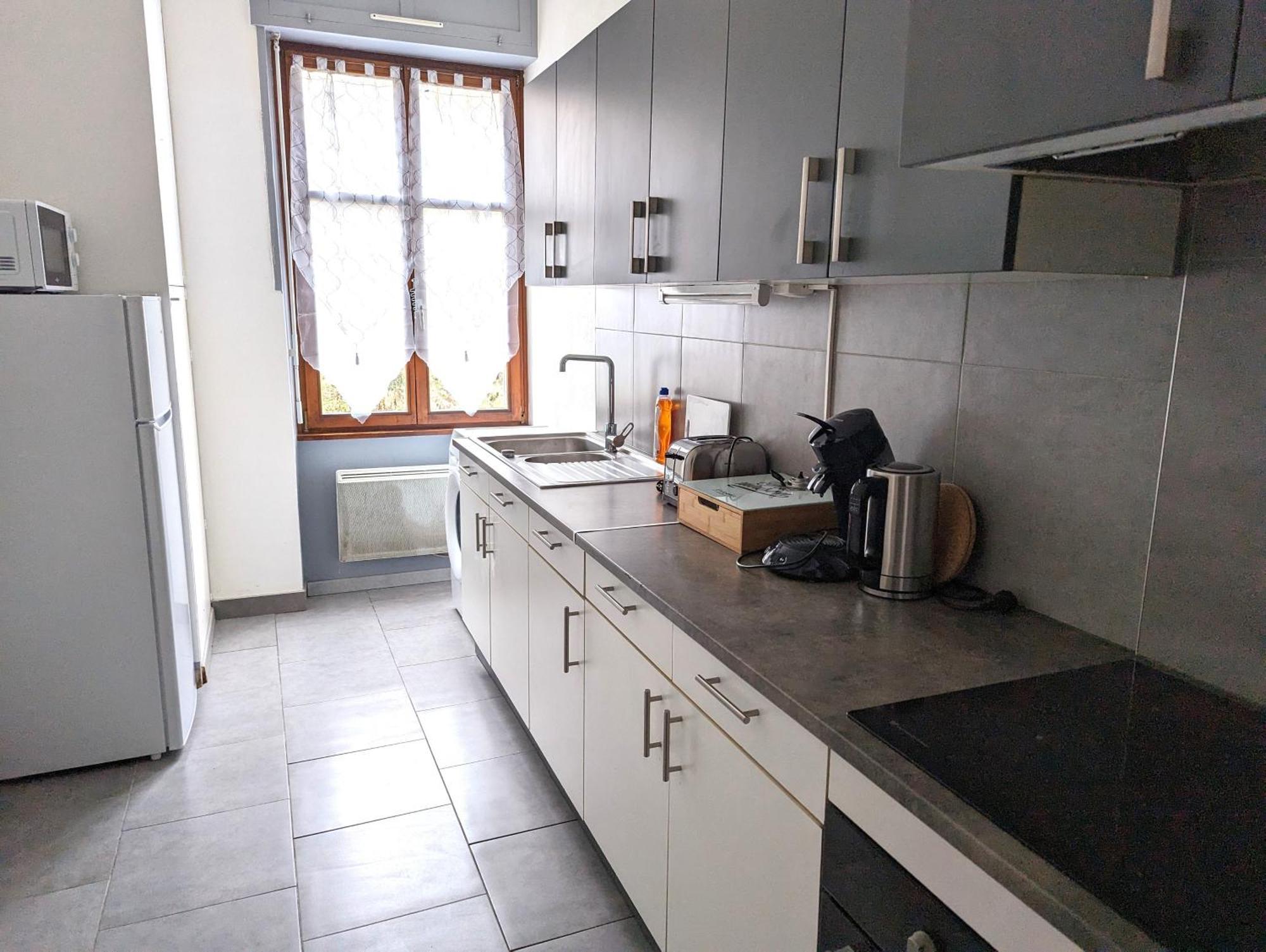 Le Mirage - Appartement 2 Chambres, Salon, Cuisine Equipee, Parking Et Wifi Gratuit Mulhouse Esterno foto