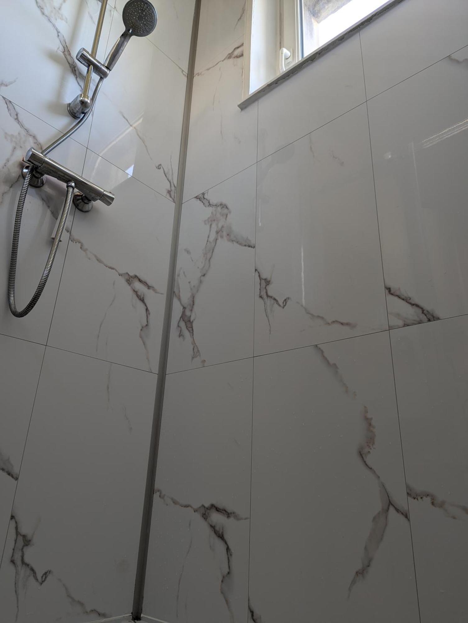 Le Mirage - Appartement 2 Chambres, Salon, Cuisine Equipee, Parking Et Wifi Gratuit Mulhouse Esterno foto