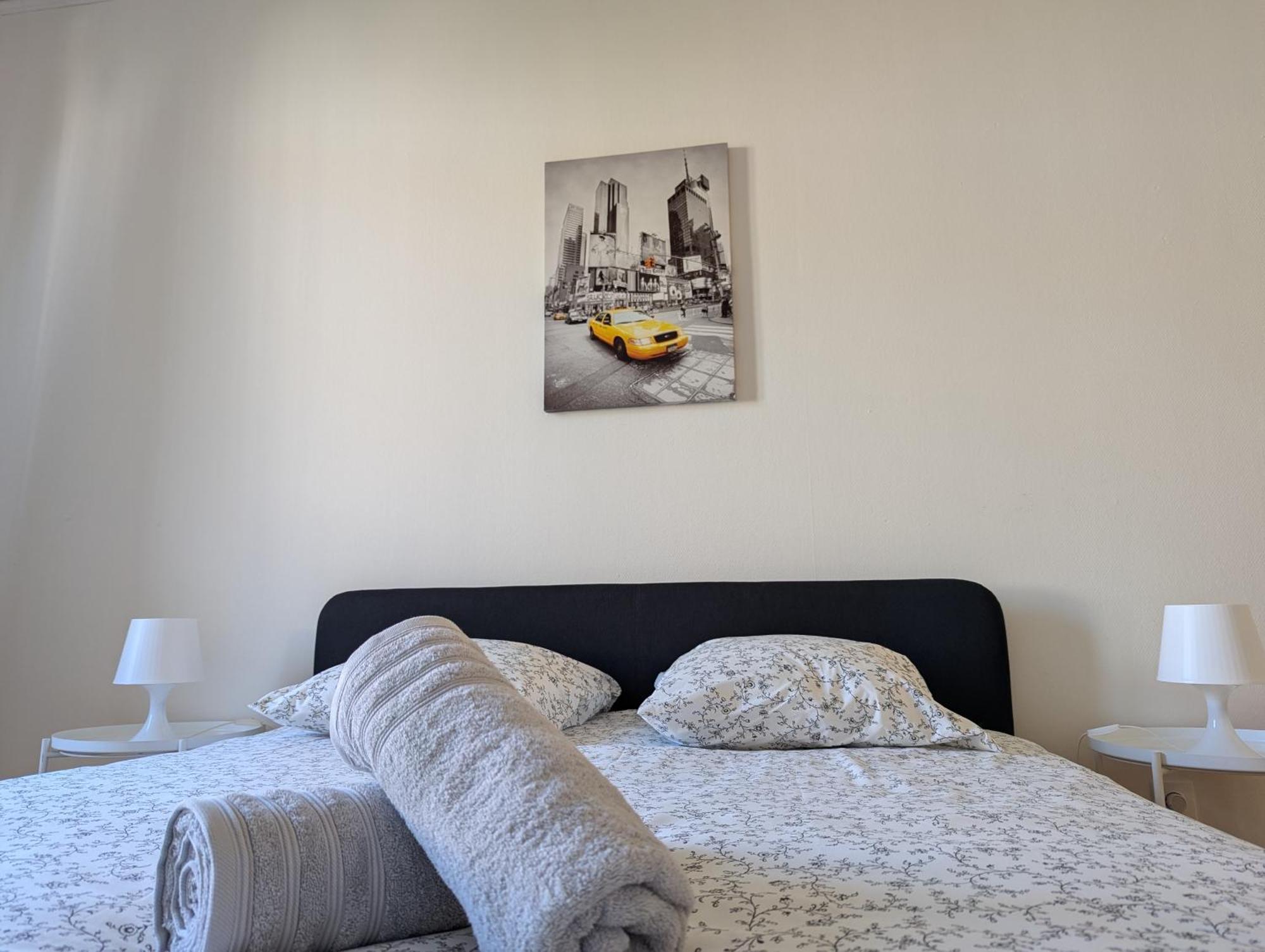 Le Mirage - Appartement 2 Chambres, Salon, Cuisine Equipee, Parking Et Wifi Gratuit Mulhouse Esterno foto